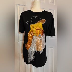 Blue B Oversized Cowgirl Western Fringe Black Tee, Size M